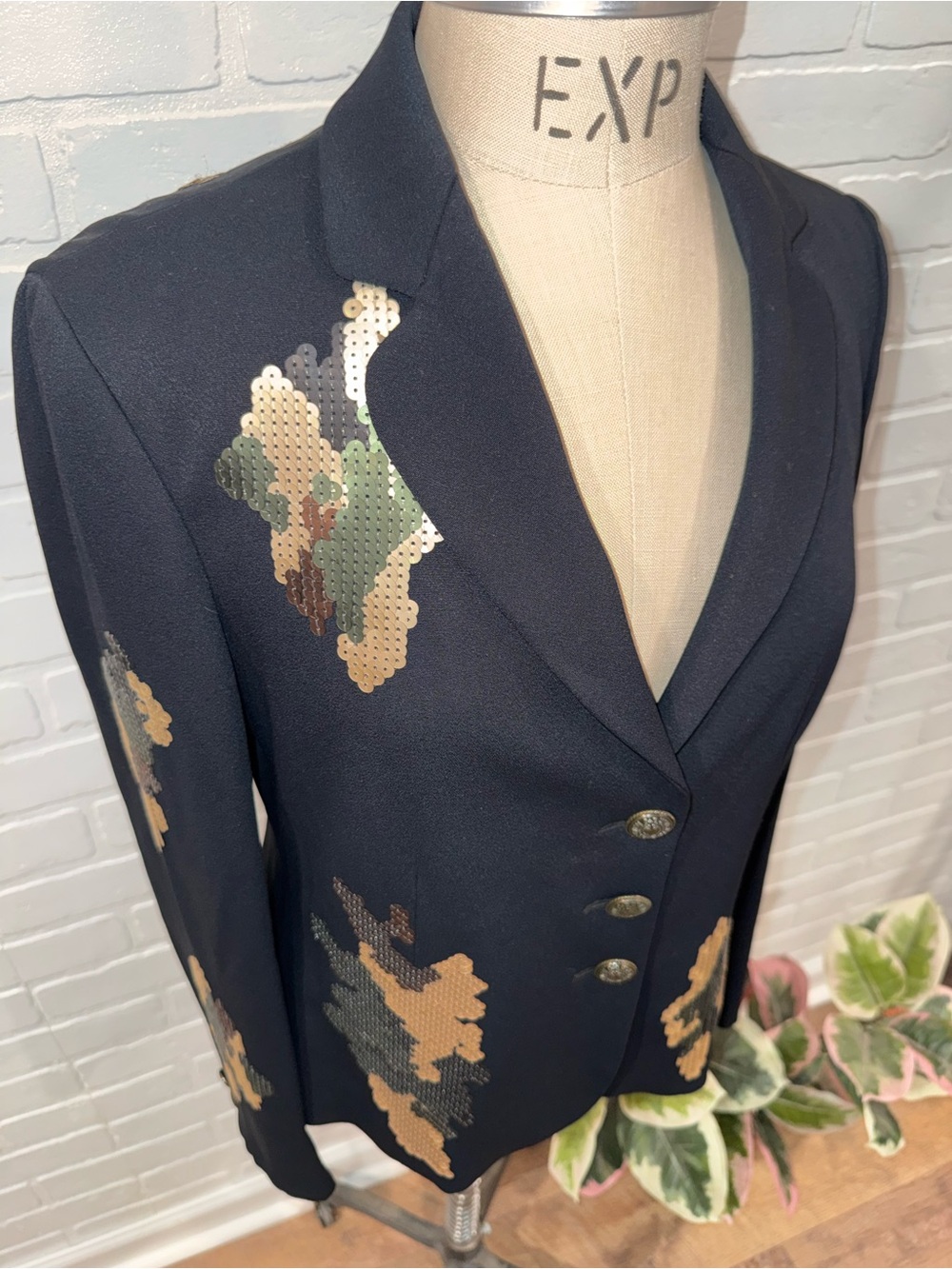 Moschino Vintage 1995 Black Blazer with Camo Sequin Patches Made in Italy - Picture 2 of 15
